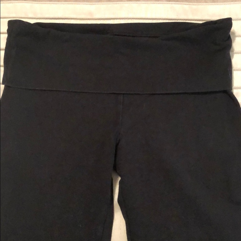VS LEGGINGS WITH FLARE BOTTOM